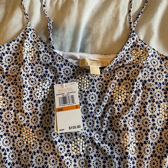 Dress - Picture 4 of 4